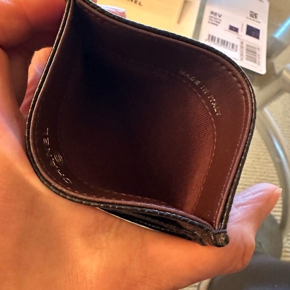 CHANEL Quilted Black Card Holder - Picture 8 of 16